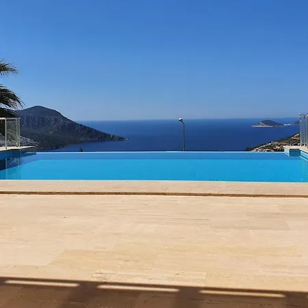 Yakamoz Kalkan