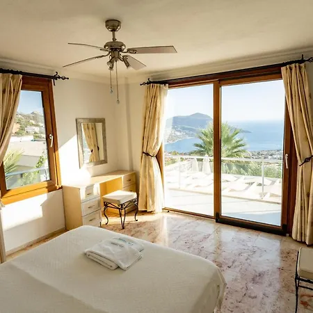 Yakamoz Villa *