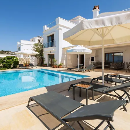 Yakamoz Kalkan