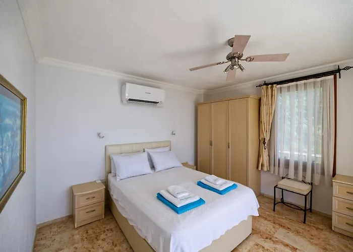 Yakamoz Καλκάν